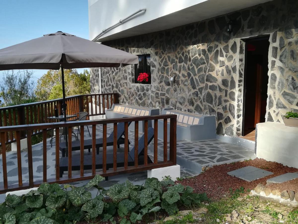 La Campana De Arriba Apartment *